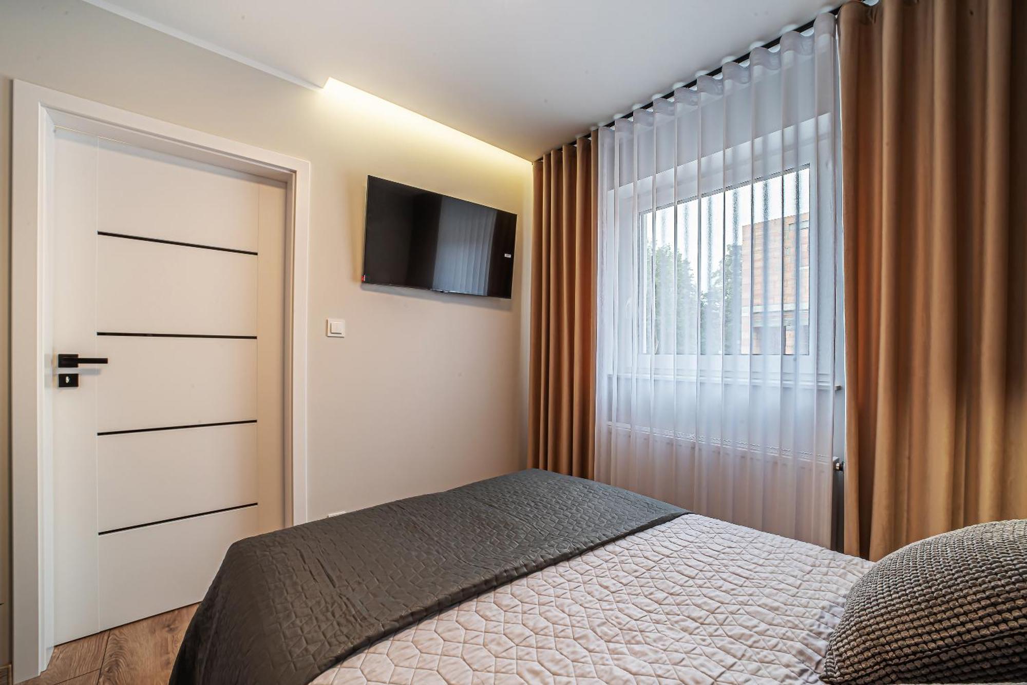Apartament Labradoryt, Klimatyzacja, Parking Priv Болеславець Екстер'єр фото